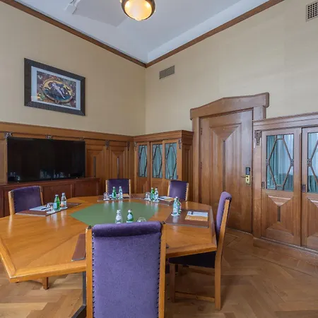 Hotell Grand Amrath 5*
