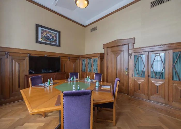 فندق Grand Amrath 5*