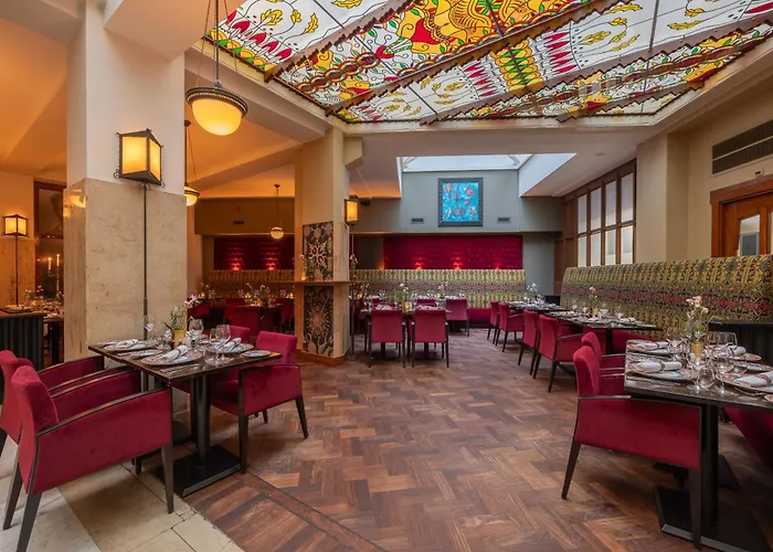 فندق Grand Amrath 5*