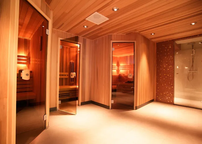 فندق Grand Amrath 5*