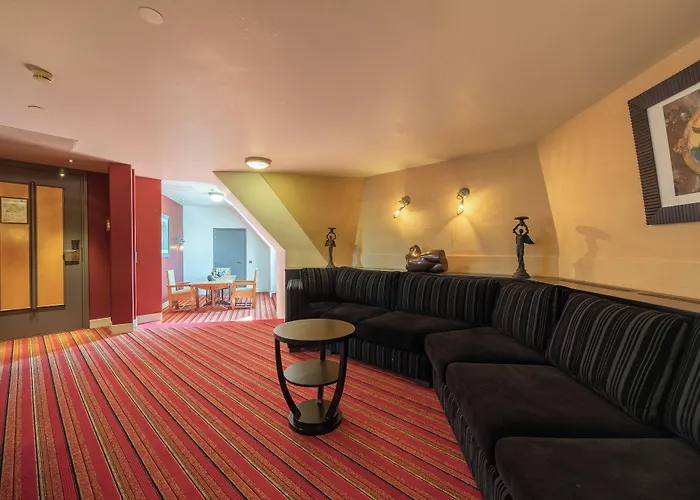 Grand Amrath فندق 5*